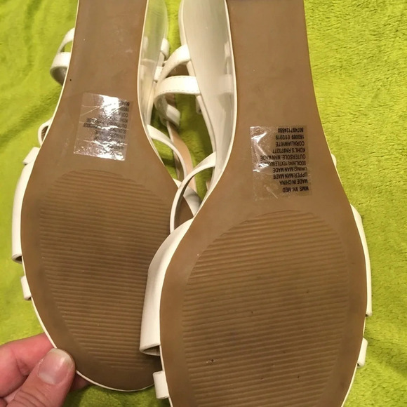 EUC WNS Cream Heels Sz 9.5 - Picture 7 of 9